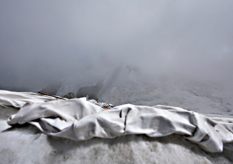 19 GIUGNO - Inaugurazione della mostra "Ultimate landscapes" di Claudio Orlandi e presentazione del volume "Le ragazze con la gerla" di Marika Brun